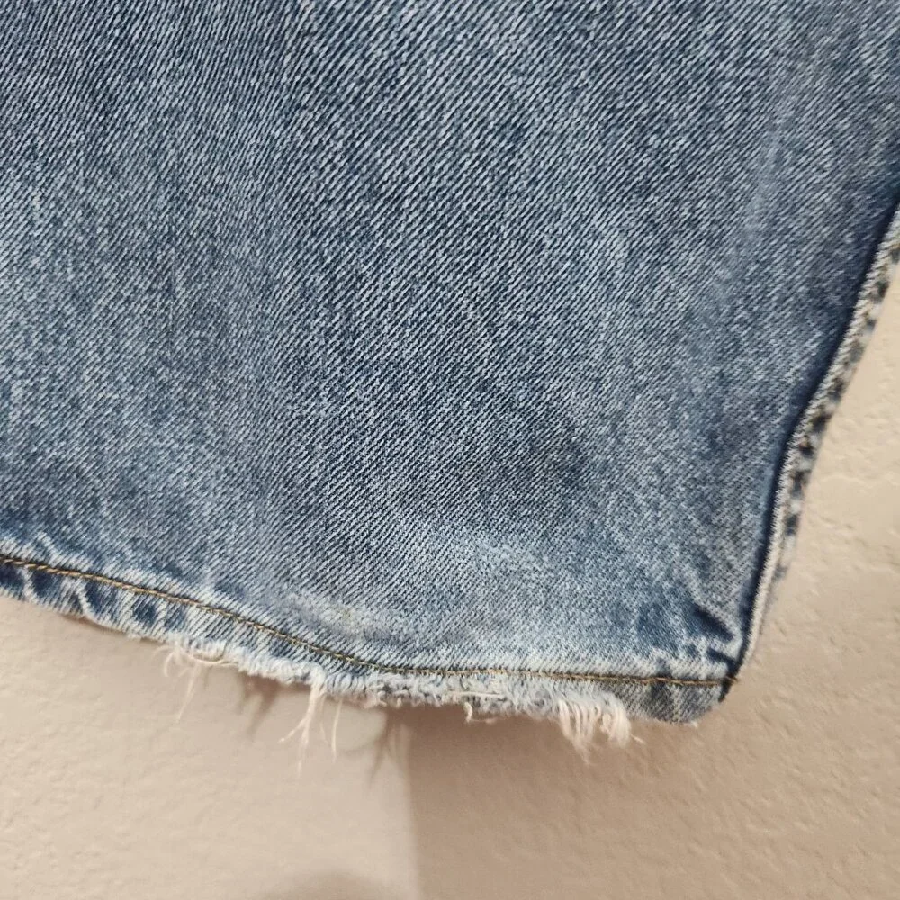 Levis 550 Relaxed Fit Mens Jeans W36 L31 Mid-Wash Blue Denim Straight Leg Pre-Ow